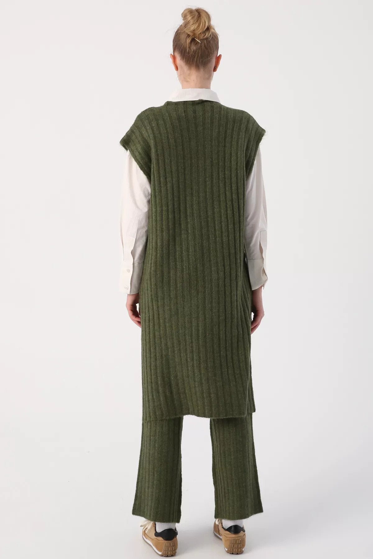 Drop Shoulder Ribbed Knitted Sleeveless Long Vest & Trousers