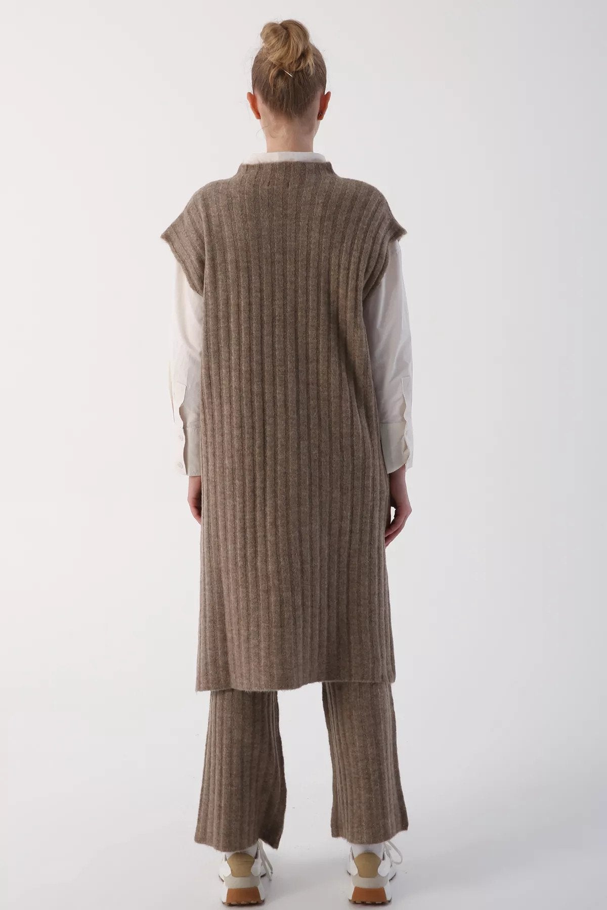 Drop Shoulder Ribbed Knitted Sleeveless Long Vest & Trousers