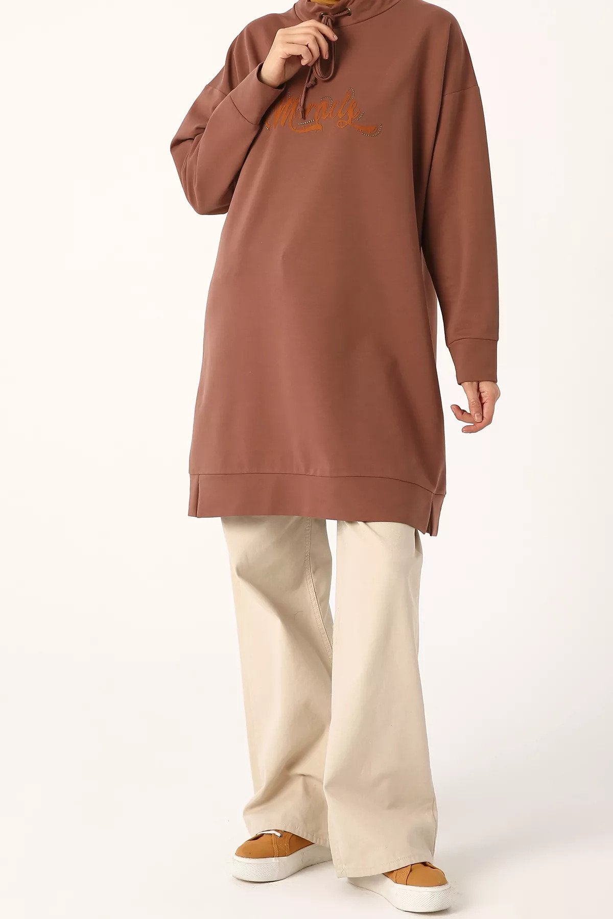 Long Oversized Sweatshirt with Standing Collar and Special Suede Traced Motto