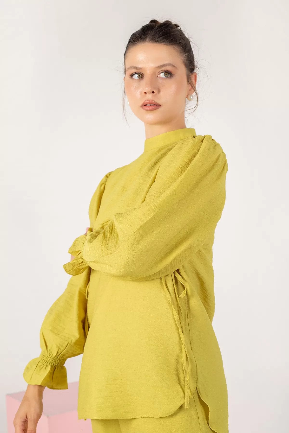 Sun-Kissed Yellow with a Lemon Undertone Dipped Hem Top and Trousers Set